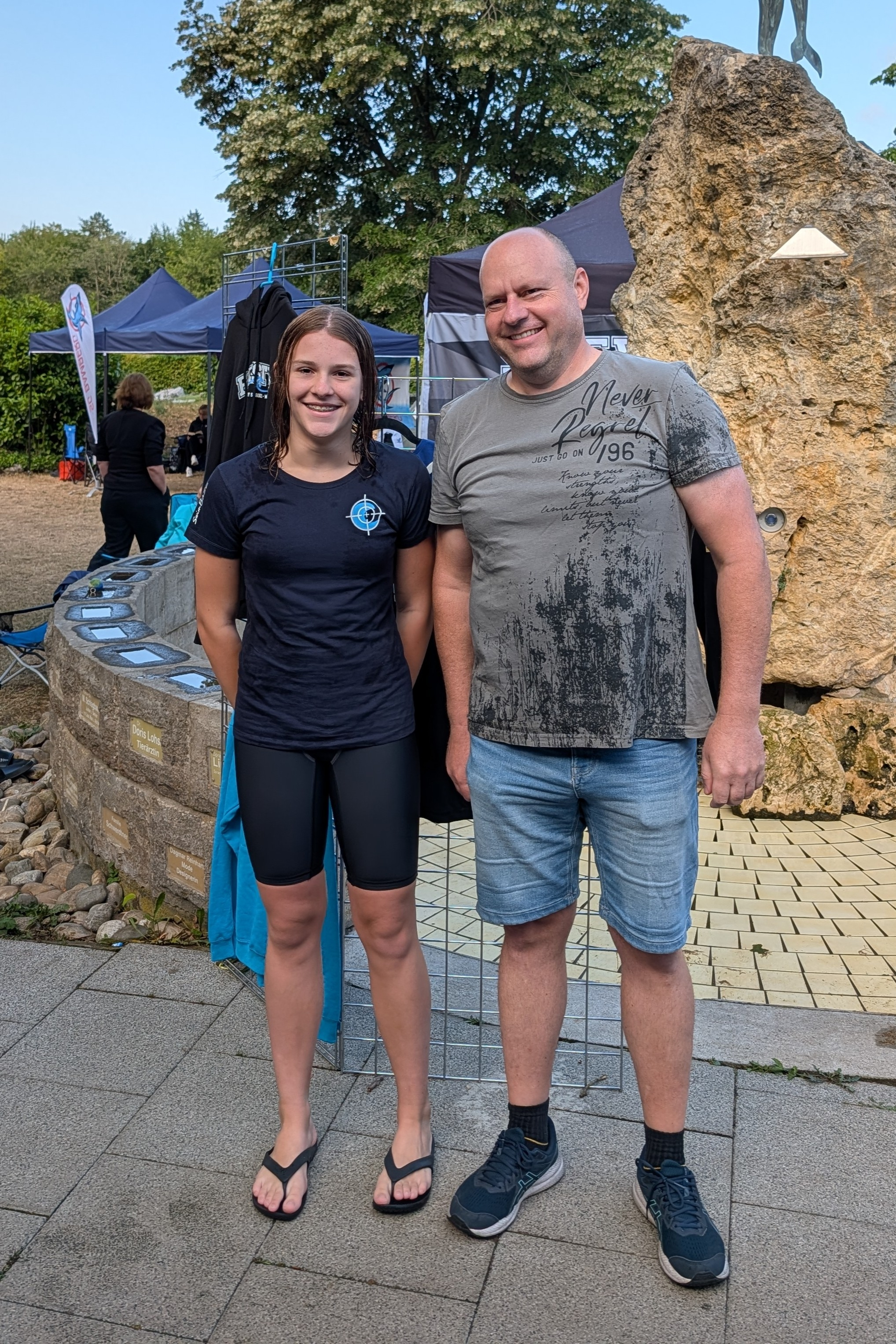 Leonie Spiegel mit Trainer Michael Stumm bei den Bayerischen Jahrgangsmeisterschaften